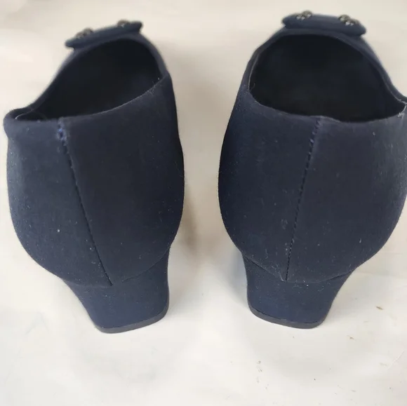 Vaneli Women's Black Block Heel Shoes size 10 - Picture 4 of 11